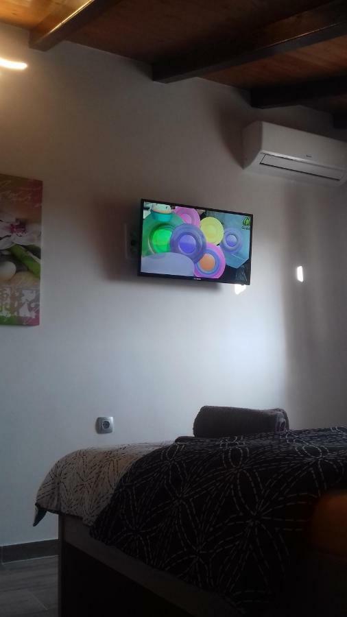Holiday Home Nora**** Loznati Cres Exterior photo